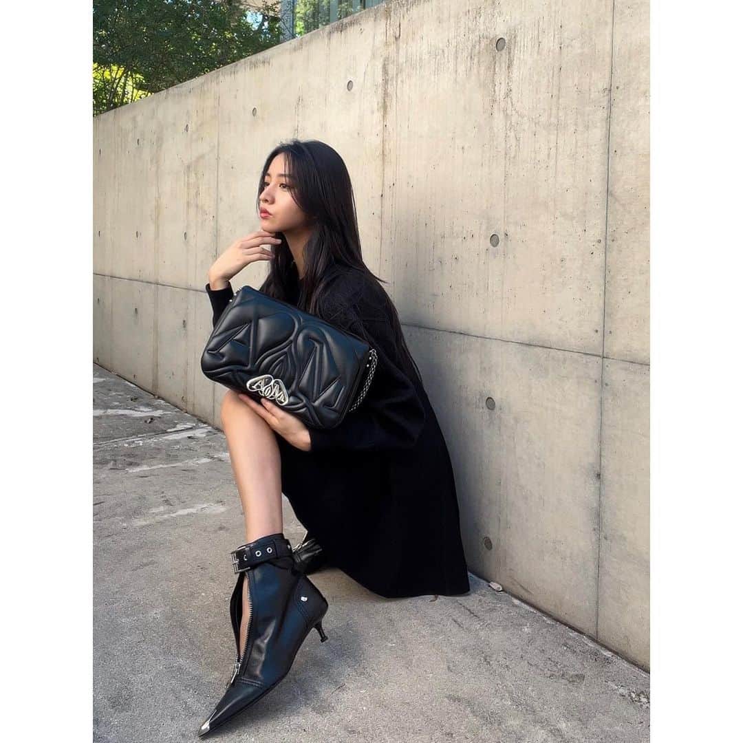 kokiさんのインスタグラム写真 - (kokiInstagram)「#McQueenSeal #McQueenAW23 ...