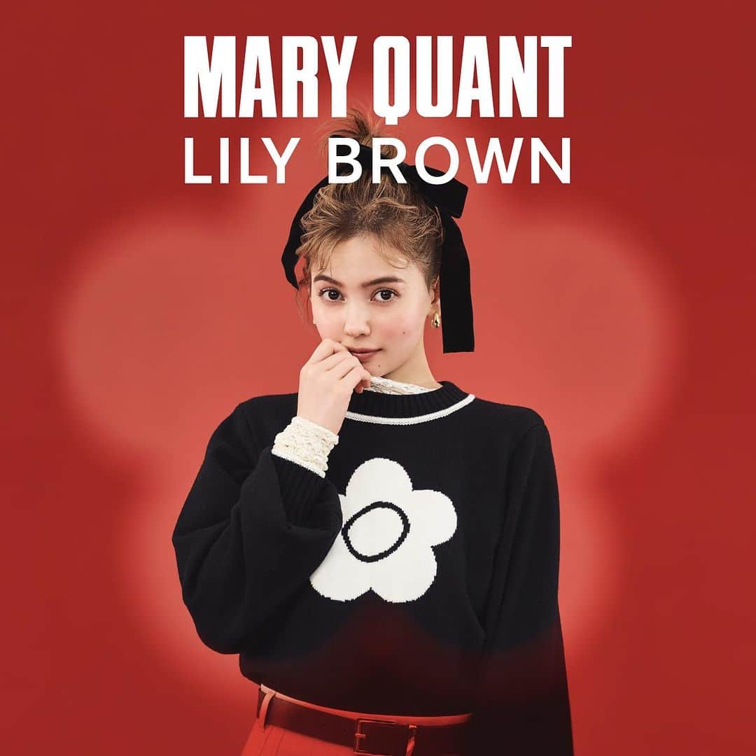 MARY QUANT officialのインスタグラム：「- LILY BROWN×MARY QUANT 本日より商品一覧ページ公開！ - LILY BROWNとMARY QUANTの コラボレーション第3弾！ MARY QUANTのシンボルである デイジーをポイントにしたニットやカットソーなどの アイコニックなモチーフアイテムのほか スポーティなブルゾンとスカートのセットアップなどの トレンドアイテムまで幅広いラインアップで展開 - 【LILY BROWN×MARY QUANT コレクションの 販売について】 全国発売日：9月20日(水)  取扱店舗： ・LILY BROWN全国直営店 ・オフィシャルオンラインストア ・MASH STORE（公式アプリ） ・USAGI ONLINE ・ZOZOTOWN ・楽天 他 先行予約開始日：9月14日(木)12:00(正午) ・LILY BROWNオフィシャルオンラインストア ・MASH STORE（公式アプリ） ・USAGI ONLINE ・ZOZOTOWN ・楽天 - 商品一覧ページ公開日：9月7日(木)12:00(正午） ・LILY BROWNオフィシャルオンラインストア ・MASH STORE（公式アプリ） ・USAGI ONLINE - 【福岡パルコにてリミテッドコンセプトストアを開催】  9月20日(水)の全国発売開始日より一足早く 福岡パルコにてリミテッドコンセプトストアを 開催いたします ご来店いただいたお客様には素敵な特典を ご用意しております - 場所：福岡パルコ 本館 1F 期間：9月14日(木)～9月20日(日) ※9月8日(金)～9月10日(日)まで LILY BROWN 福岡パルコ店にて先行予約会を 開催いたします 予約商品は9月14日(木)からの会期中 リミテッドコンセプトストアにて お受け取りいただけます - ▼詳しくはこちら https://lily-brw.com/Form/Product/ProductList.aspx?shop=0&pgi=LB230907maryquant - ※マリークヮント全国のショップ及び マリークヮントオンラインショップではお取り扱いが ございません - #MARYQUANT #LILYBROWN #LILYBROWNxMARYQUANT - #マリークヮント #リリーブラウン #リリーブラウンxマリークヮント #リリーブラウンxマリークヮントコラボ #コラボ商品 #コラボアイテム」
