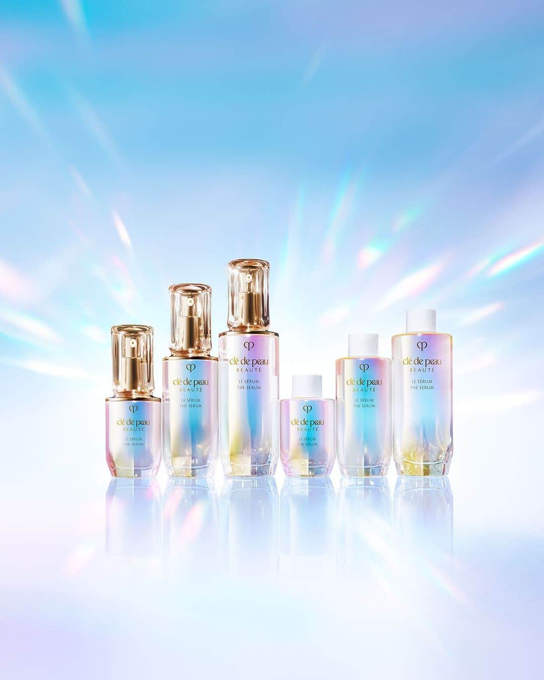 Clé de Peau Beauté Officialさんのインスタグラム写真 - (Clé de Peau Beauté OfficialInstagram)「#TheSerum is more than just a product; it's a celebration of beauty, luxury and innovation. Over the 10 years since The Serum was launched, we have continuously refined its formulation to better address complex skincare needs, leaving you with smoother, firmer skin and more radiant complexion. Available in refillable packaging, this serum is not just good for your skin, it’s good for the earth 💚  クレ・ド・ポー ボーテ #ルセラム （医薬部外品）は単なる美容液ではなく、輝きを生み出す美容液です。ル・セラムは発売以来 10 年以上にわたり、多様なスキンケアのニーズに応えるため、改良し続けてきました。 レフィル対応のパッケージでお届けするこのアイコニックな美容液は、お肌にいいだけでなく、地球にも優しいです💚」9月7日 13時02分 - cledepeaubeaute