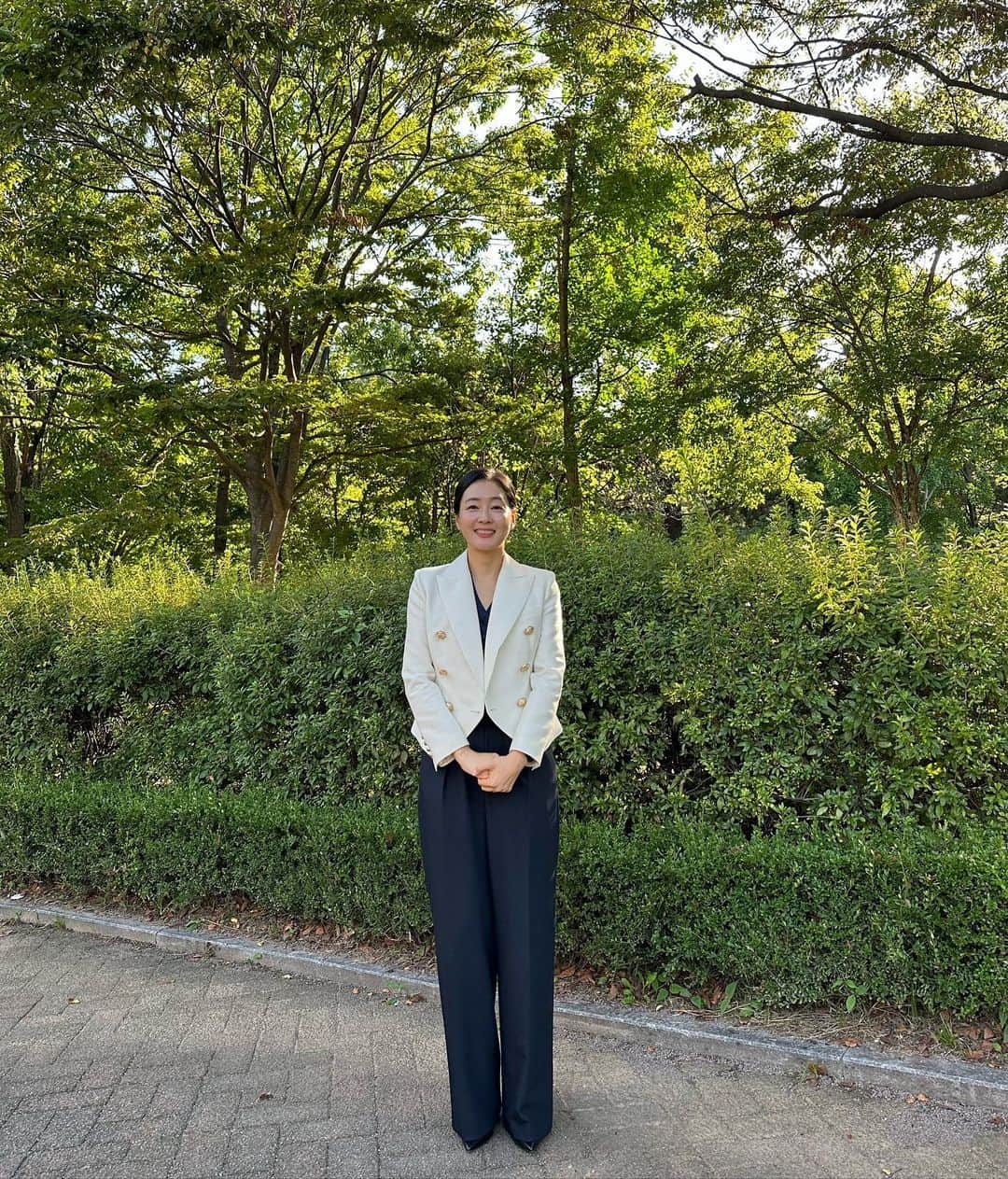 パク・チニさんのインスタグラム写真 - (パク・チニInstagram)「. 오늘은 #푸른하늘의날 입니다 . 푸른하늘의 날은 대기오염에 대한 경각심을 제고하는 한편 오염 저감과 청정대기를 위한 노력과 국제적 협력을 강화하자는 취지로 만들어진 유엔 지정 기념일로 우리나라가 제안해 지정된 첫 유엔 공식 기념일이에요✨  . . +어제, 푸른하늘의 날 환경토크쇼 현장에서✨ . . #푸른하늘의날#9월7일#미세먼지#대기오염#환경」9月7日 14時40分 - eco_jini