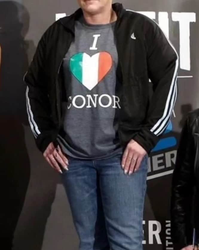 ジェイソン・ミラーのインスタグラム：「😂😂😂 @danawhite estrogen levels through the roof. Transition.」
