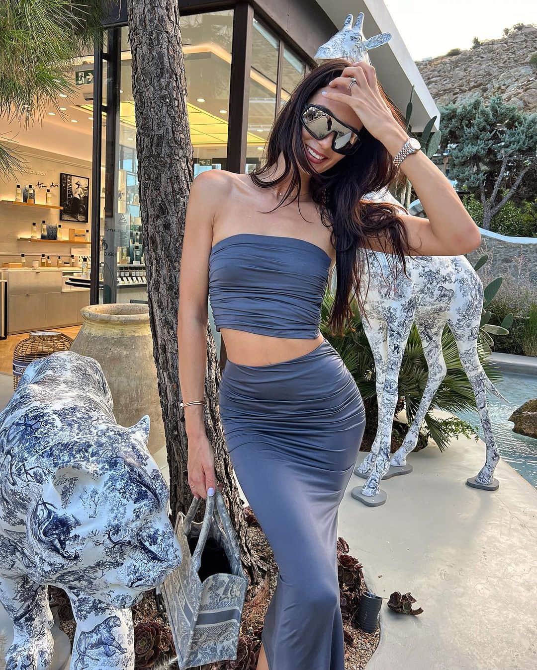 クリスティーナ・シックのインスタグラム：「Till next time #mykonos 🇬🇷🪬🤍🩵💙」