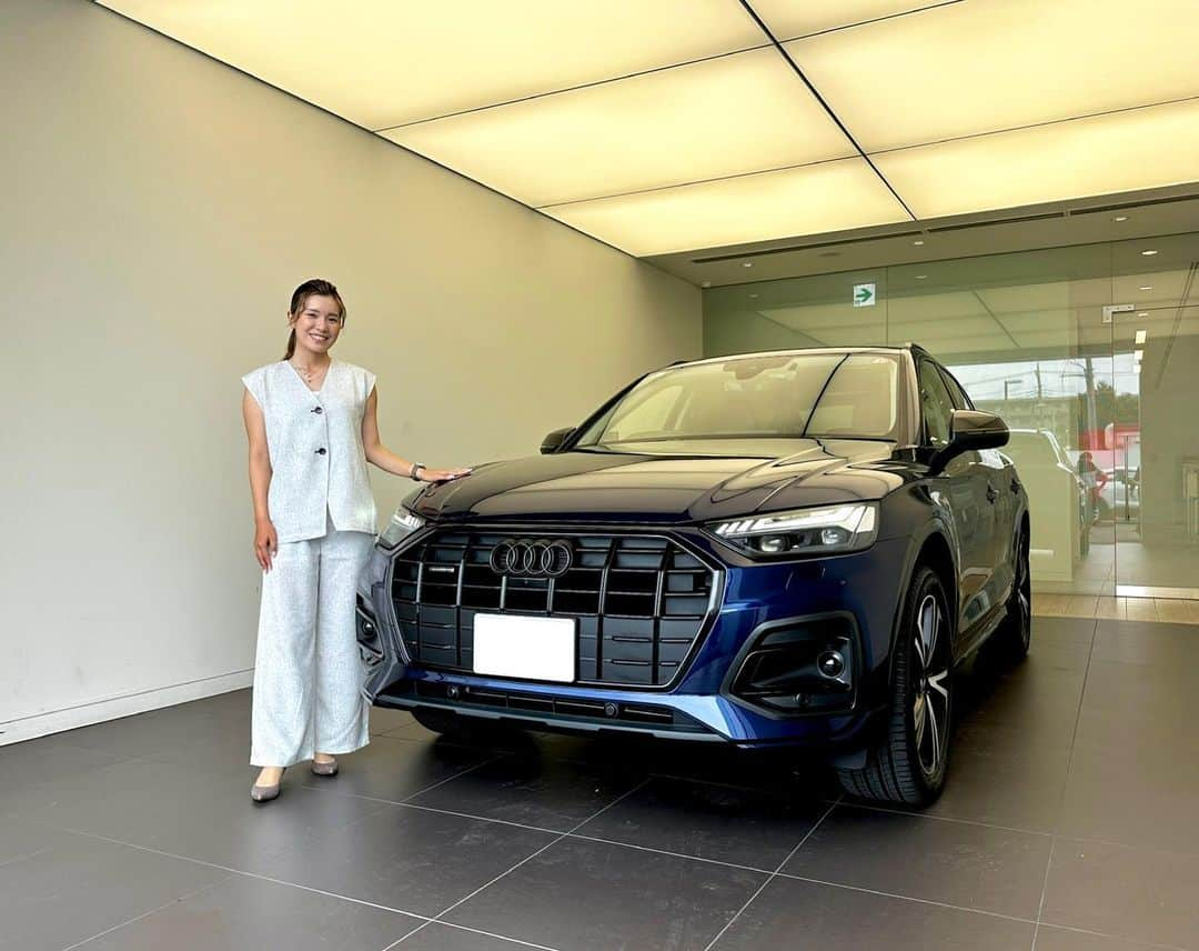 藤田光里さんのインスタグラム写真 - (藤田光里Instagram)「. .  【Audi Q5 high style】を納車していただきました!! 外装、内装ともにカッコイイ✩.* 後半戦は長距離移動が増えるので 気持ち新たに一緒に頑張りたいと思います(*•̀ㅂ•́)و  前半戦お世話になったQ7は 9ヶ月 26,517km を共にしました︎︎︎·͜· たくさん走ってくれてありがとう♡  今後とも応援よろしくお願いします!!  #Audi #Audiさいたま新都心 #MID  #藤田光里」9月7日 16時21分 - hikari.fujita_official