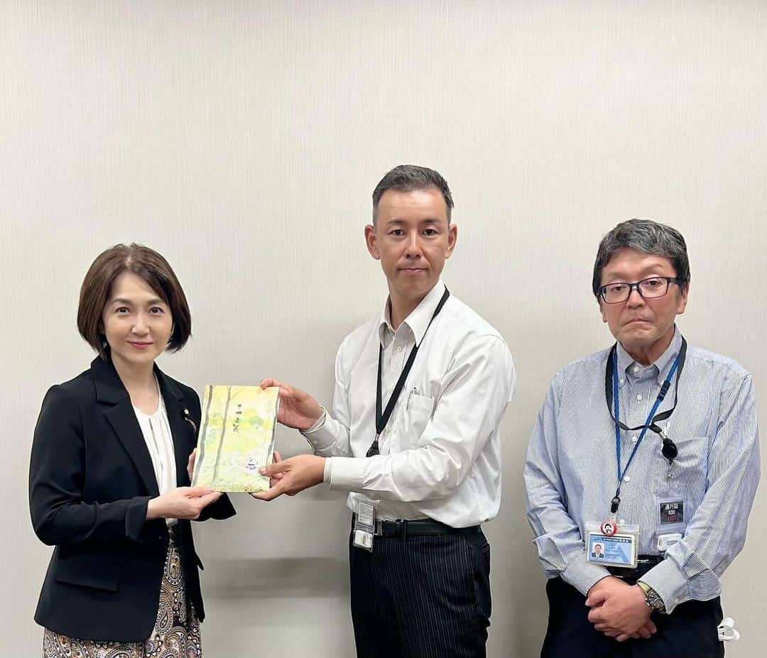 のインスタグラム：「西東京市JA青壮年部の方々と意見交換をさせていただきました🙂 住宅地と隣接している東京での営農を継続していくことへの課題 また大雨災害の影響を軽減してくれる畑の役割について等、貴重なお話を聞くことができました❗️  #ja東京青壮年組織協議会  #西東京市JA東京青壮年部 #さやま茶 #生稲晃子」