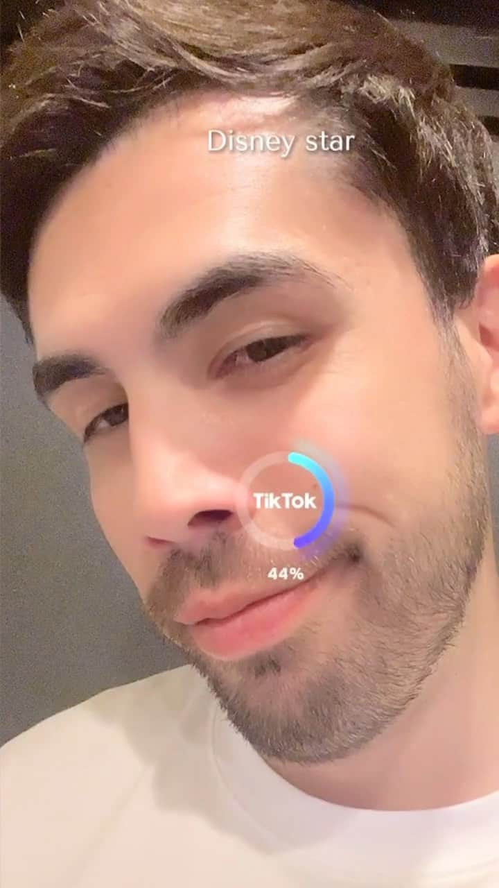 のインスタグラム：「😒😒😒😒」