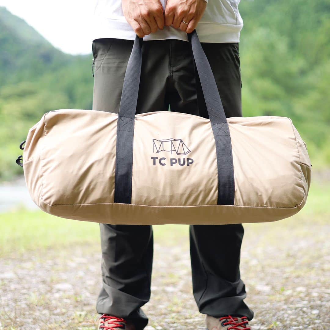 のインスタグラム：「明日！【TCパップテント ソロ】の詳細をライブ配信にて紹介します🎥 日時：9月8日（金）19：00頃開始予定  ライブ配信中にいただいたコメントにお答えする流れとなりますので、たくさんコメントいただければ嬉しいです😊 ご参加お待ちしております😆✨  #VASTLAND #ヴァストランド #新商品 #TCパップテント #ソロテント #テント #キャンプ #キャンプギア #CAMP」