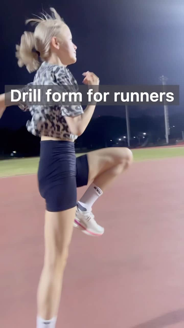 志村美希のインスタグラム：「Dril foam for runner💡  できるだけフラットに接地・腰落とさない・軸脚曲げない意識！  #running #runningmotivation #runninglife #training #trainingday #trainingmotivation #warmup」