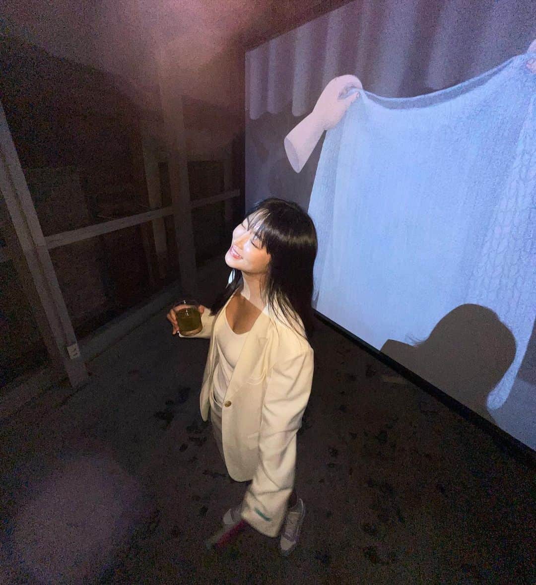 jiesuuのインスタグラム：「@prada 🖤」