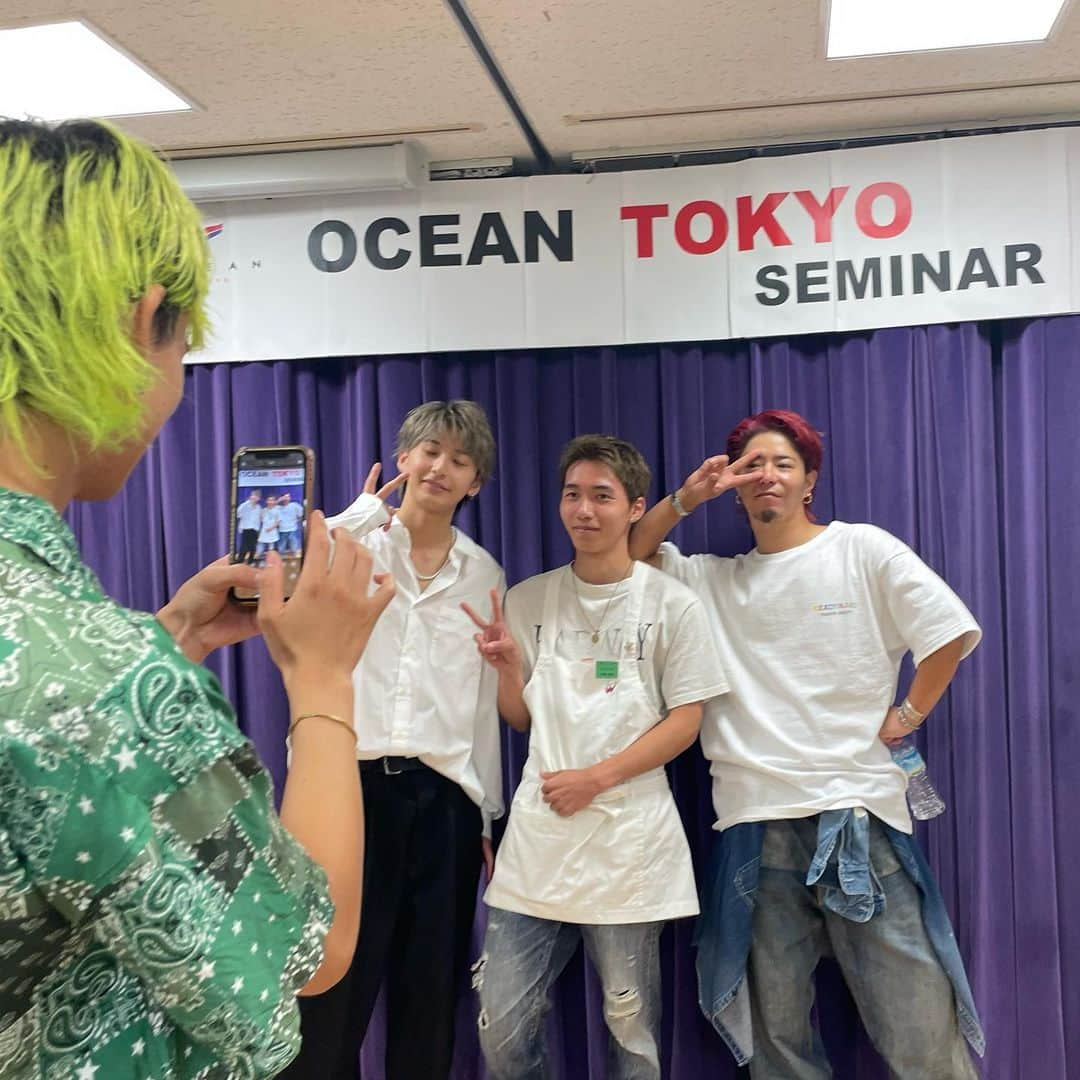 早稲田美容専門学校さんのインスタグラム写真 - (早稲田美容専門学校Instagram)「✨OCEAN TOKYOセミナー✨ 早稲美6期卒業生髙木琢也さんによる特別セミナー😊 1年生の心に響く素敵な講話とデモンストレーションに感激です🤩 #高木琢也#oceantokyo #毎年恒例 #卒業生#ありがとうございました」9月7日 18時38分 - wasedabiyo