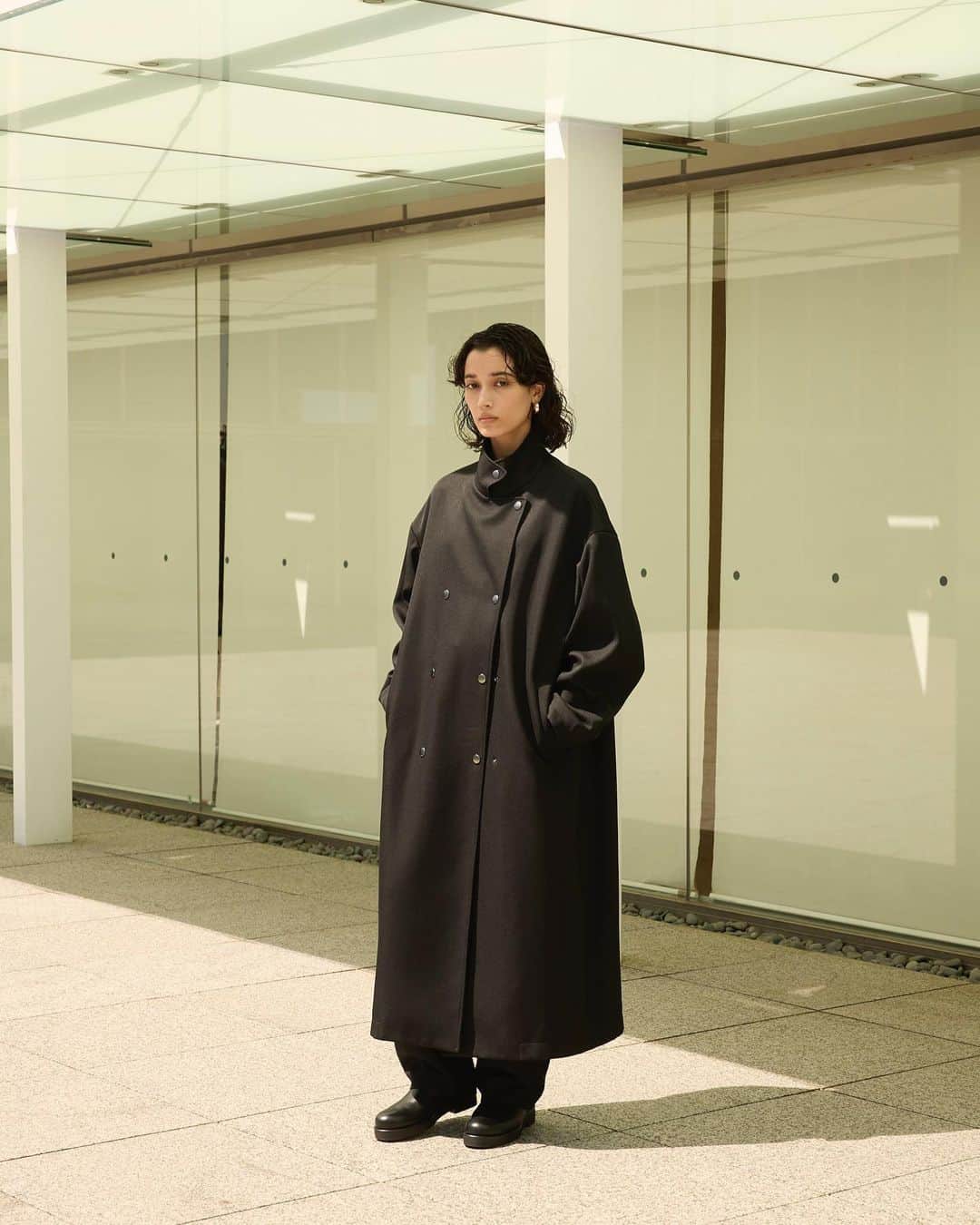 野尻美穂のインスタグラム：「本日よりwai＋店頭販売スタートします🥹✨ すでに足を運んでくださった方からのDMも沢山いただけて嬉しいです💕 今シーズンのビジュアルも素敵に仕上がってますので、是非サイトも見てみてください☺️ 皆様、どうぞよろしくお願いいたします！  Thank you♡ @houmisakata  @kojimak  @maria__shindo  @ships_official #wai_ships」