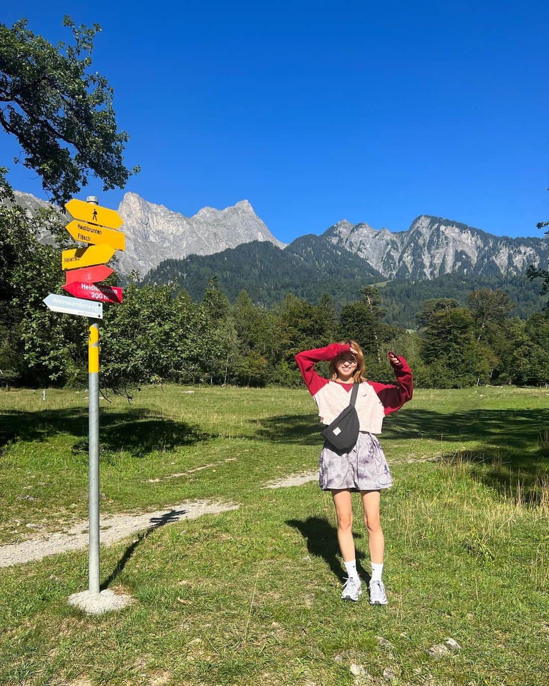鈴本美愉のインスタグラム：「Maienfeld🇨🇭」