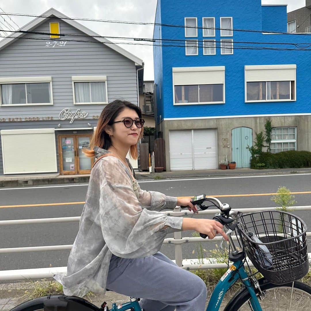 よしかわなみさんのインスタグラム写真 - (よしかわなみInstagram)「ＫＡＭＡＫＵＲＡ^_^ サイクリング楽しかった🚴‍♀️ アイス美味しかった🍨しかもヴィーガンなの嬉しya  ありがとまと🍅」9月7日 19時08分 - _chocoichi56_