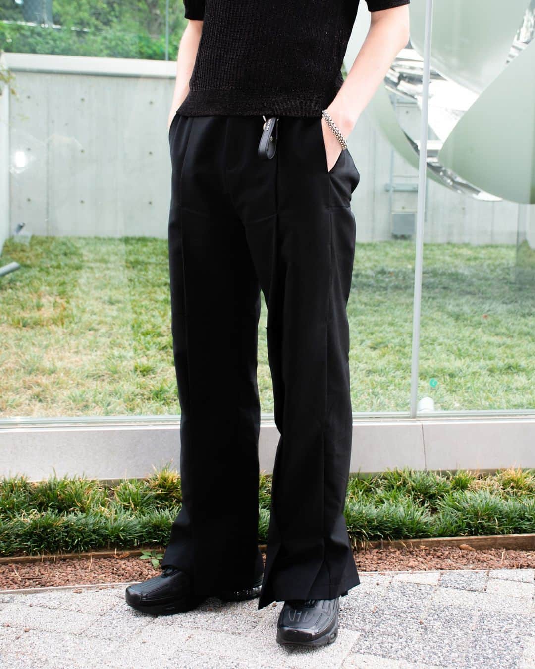 ファッションプレスさんのインスタグラム写真 - (ファッションプレスInstagram)「.  ローズ rose(@rose_0507_ )  tops #オリミ #orimi   “SEE-THROUGH GEOMETRY SHIRT” pants #ティーセーヌ #tsehne   “ALL-OVER PLEATED TROUSERS” shoes #ナイキ #nike   “Air Max Plus 3/black” ring #ストロング#STRONG  “milon” glasses #プラダ #prada   #fashionpress #fashionpresssnap」9月7日 19時08分 - fashionpressjp