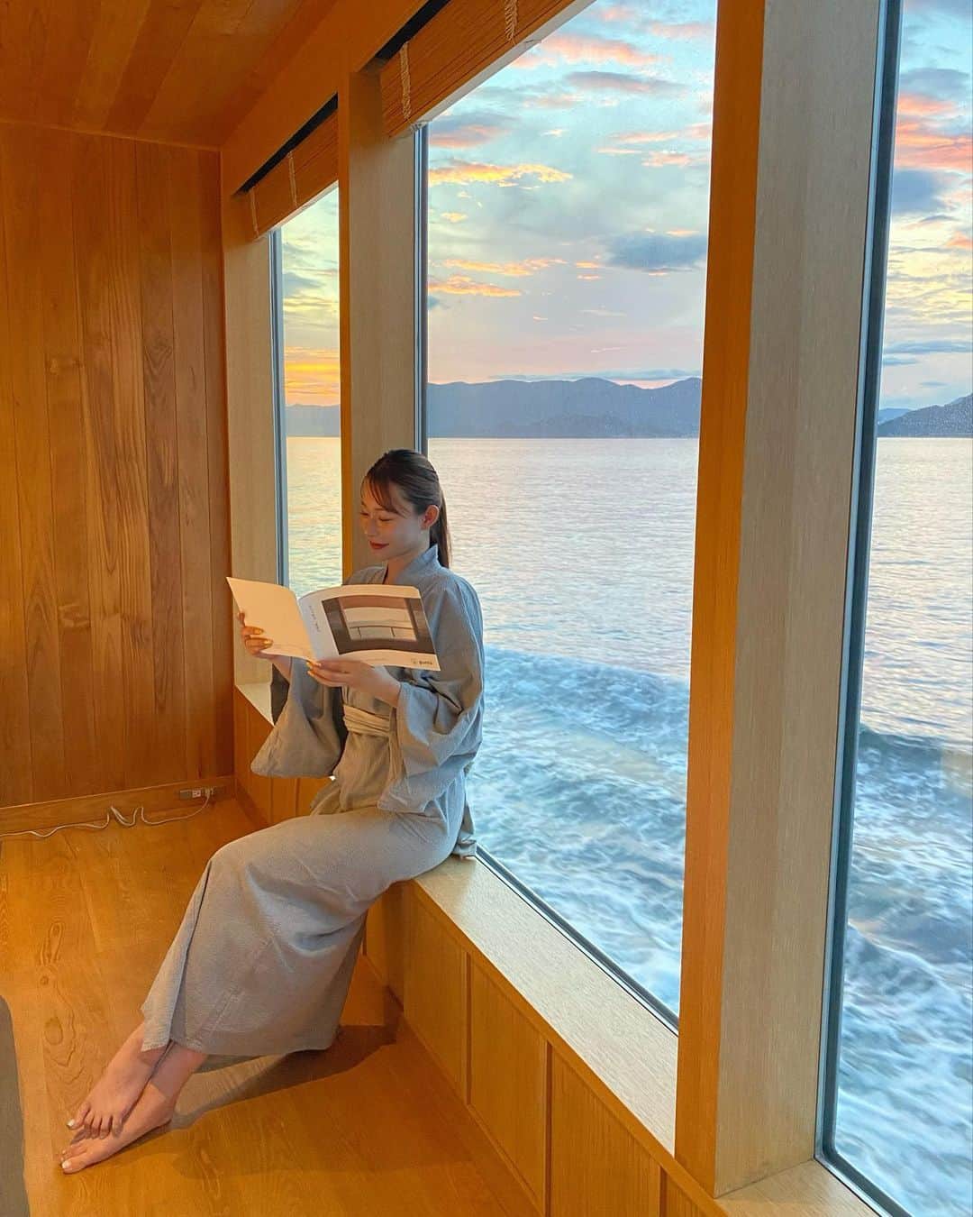 karen okajimaさんのインスタグラム写真 - (karen okajimaInstagram)「これからも楽しいことして生きてく☺️！！  #guntû #ガンツウ #guntu #広島 #おかじ旅行記 #船のホテル #動く高級旅館 #好きなものを好きなだけ #瀬戸内海に浮かぶ高級旅館 #海の家の旅館#せとうちクルーズ#せとうちクルーズ船 #せとうちクルーズ船guntu」9月7日 19時01分 - karenokajima0318
