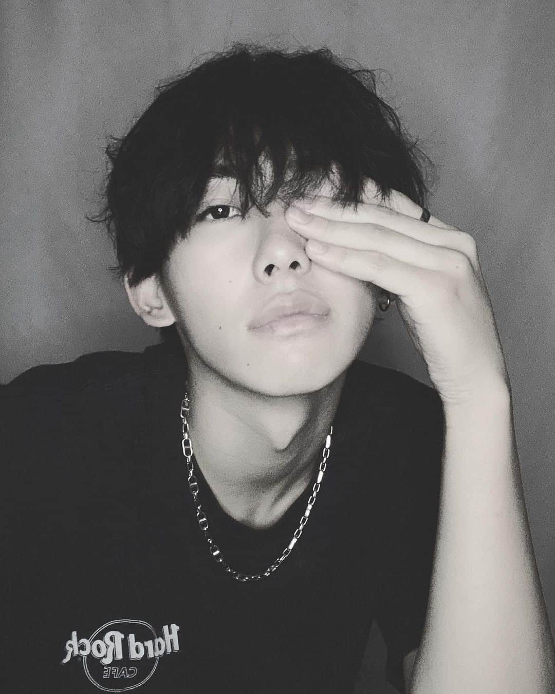 菊地瑛仁のインスタグラム：「Japanese 🇯🇵 05  ･ ･ ･ ･ ･  #今日好き  #今日好きになりました  #チュンムン編  #雰囲気好きな人いいね  #モノクロ」