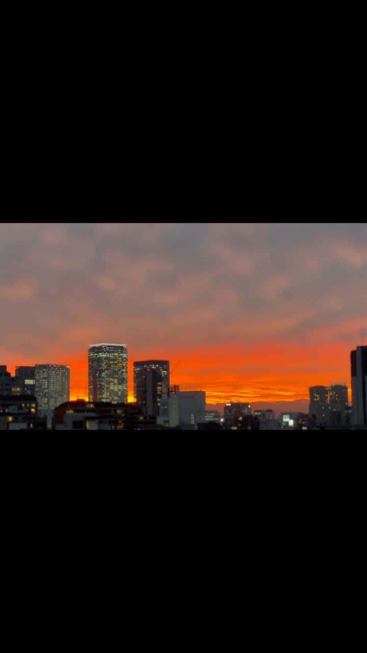 澤田友美のインスタグラム：「🌈のかかったあと🌅✨今日のそらも美しいなぁ」