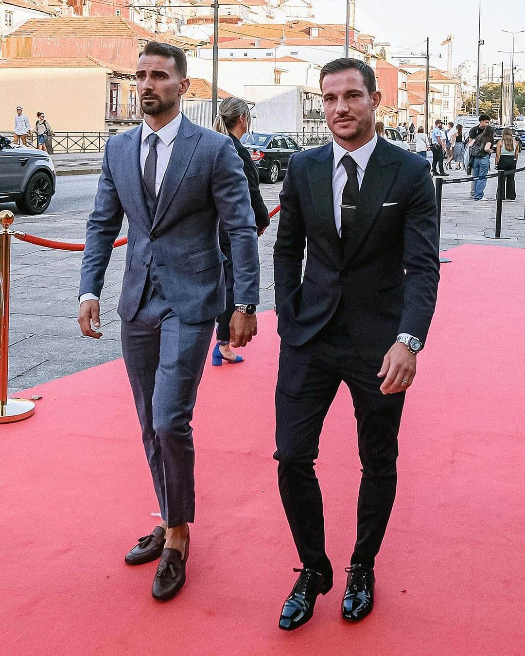 セドリック・ソアレスさんのインスタグラム写真 - (セドリック・ソアレスInstagram)「Foi um prazer marcar presença na Liga Portugal Awards. Uma noite que dignificou o futebol português. 🇵🇹⚽️❤️」9月8日 6時34分 - cedricsoares41