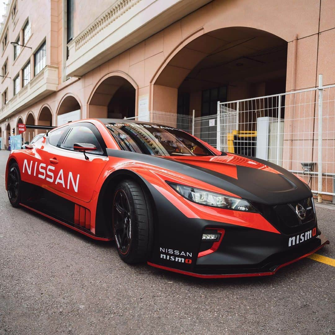 Nissanさんのインスタグラム写真 - (NissanInstagram)「With nearly 75 years of EV innovation under our belt, we are very happy to keep empowering the future on the road and the racetrack! ⚡️ Happy #WorldEVDay 🎉   #Nissan #NissanLEAF #LEAFNISMORC #LEAFNISMO #FormulaE #NissanSakura #NissanAriya #EV #ElectricVehicle #Electric」9月9日 22時30分 - nissan