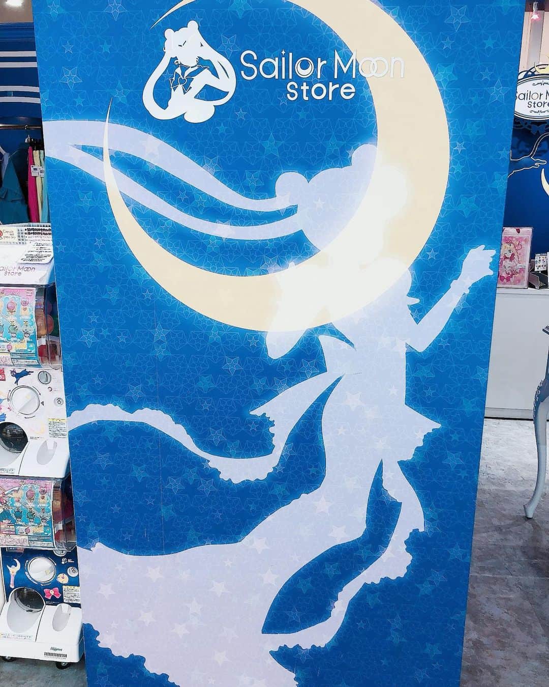 Sailor Moonさんのインスタグラム写真 - (Sailor MoonInstagram)「✨🌙 I cannot WAIT to go back to the Sailor Moon Store!! 🌙✨  #sailormoon #セーラームーン #sailormoonstore」9月8日 5時43分 - sailormoon_sc
