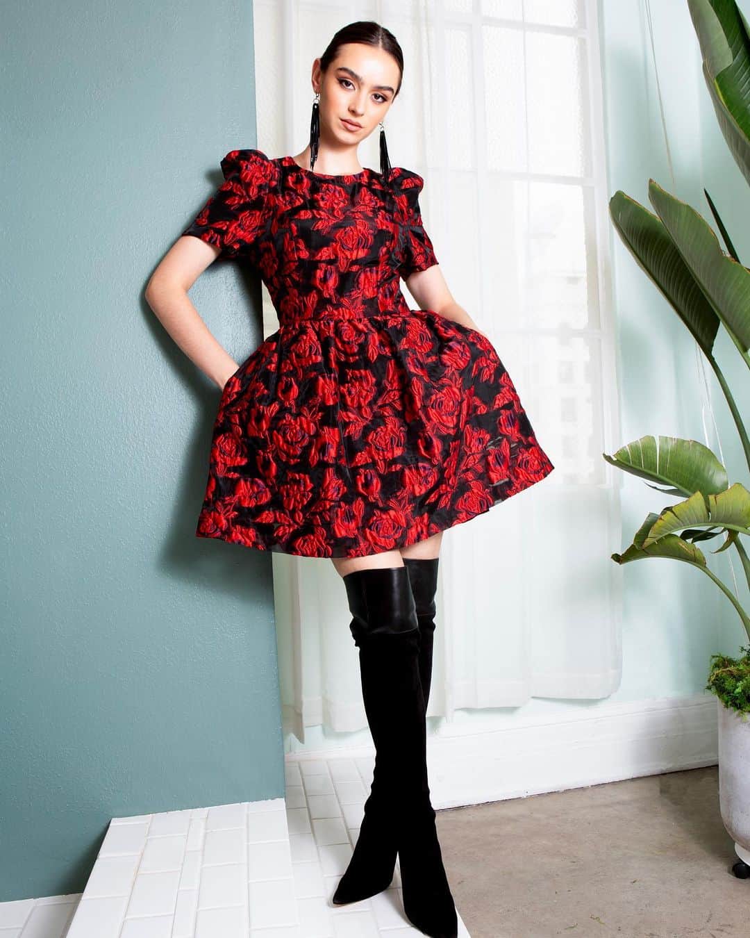 ブラックハローさんのインスタグラム写真 - (ブラックハローInstagram)「This seasons it-girl mini dress… get it before it sells out 🤩❣️」9月8日 9時30分 - blackhalo