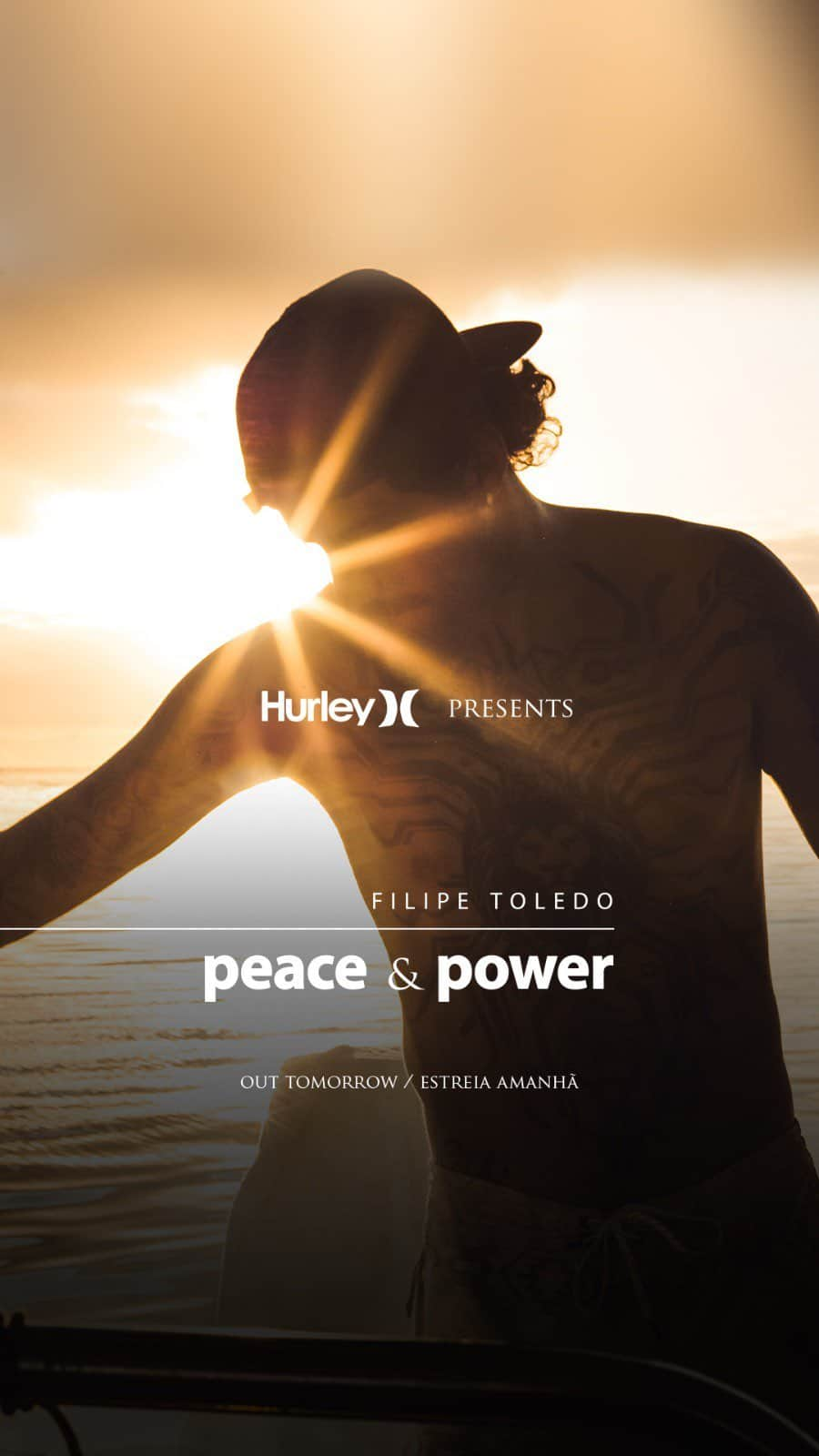 フィリッペ・トレドのインスタグラム：「Peace & Power  @filipetoledo’s new series, takes you inside his quest for his second World Title and the Olympic dream. Picking up at the final events of the year at Rio de Janeiro and J-Bay, Filipe gives us insights into his new approach this season. The documentary style series meant to cover the ups and downs of his career, what’s working, what’s not and how he intends to reach the top and leave an even bigger legacy behind. It’s a deeper reveal of the emotions that coincide with Filipe’s competitive greatness that is refreshing to see and hear.  Dropping tomorrow (09.08) on Youtube.  --  A nova série de @filipetoledo , leva você para dentro de sua busca pelo segundo título mundial e pelo sonho olímpico. Retomando os eventos finais do ano no Rio de Janeiro e J-Bay, Filipe dá uma ideia da sua nova abordagem nesta temporada. A série de estilo documentário pretende cobrir os altos e baixos de sua carreira, e como ele pretende chegar ao topo e deixar um legado ainda maior. É uma revelação mais profunda das emoções que coincidem com a grandeza competitiva de Filipe, o que é revigorante de ver e ouvir.  Fique ligado, estreando amanhã (08.09) no Youtube.  🎥 @victor.director / @baronisfilms   #Vai77」