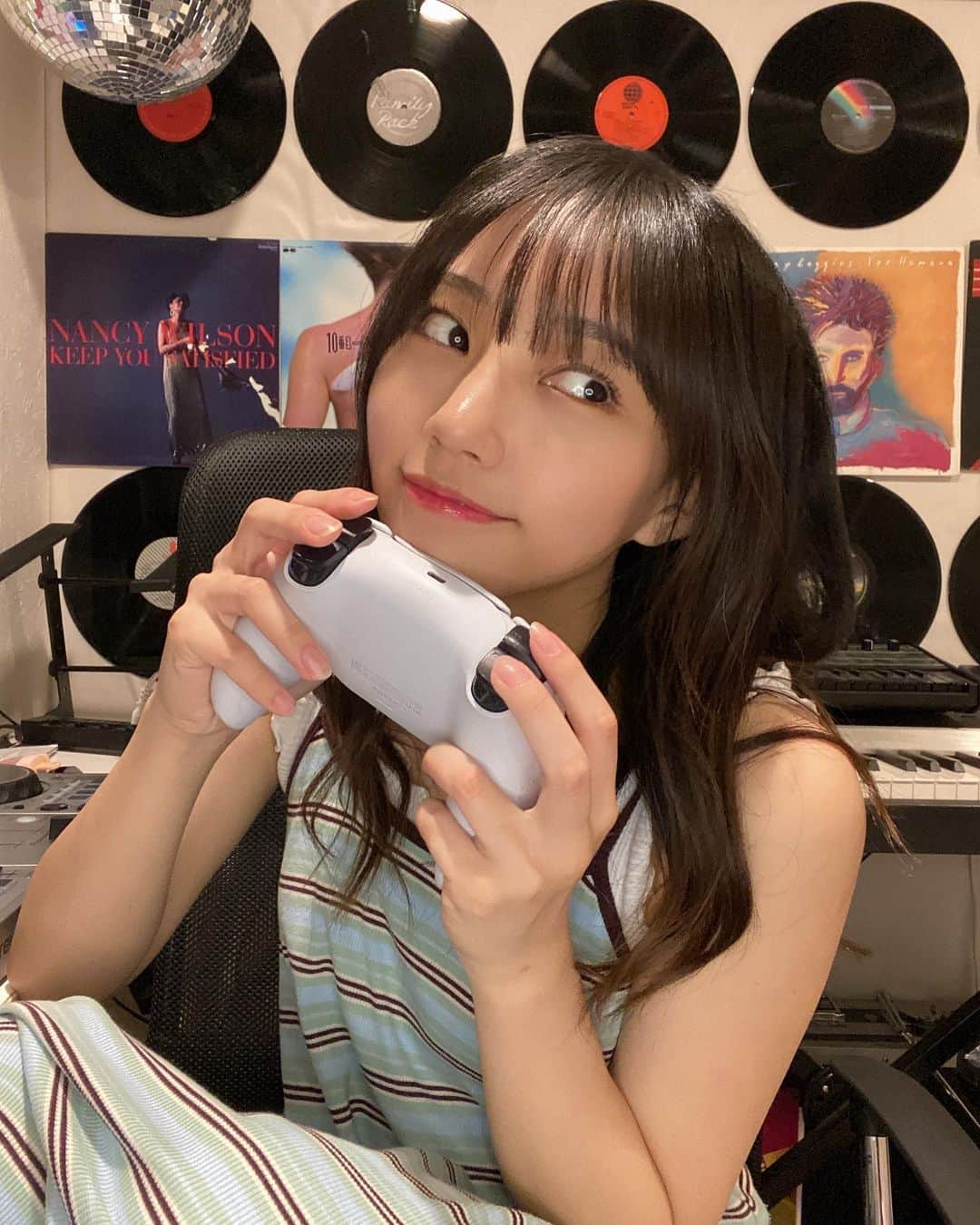 MIMORIさんのインスタグラム写真 - (MIMORIInstagram)「一緒にゲームしませんか🎮？？？  #japan #japnesegirl #game #gamer  #apex #ps5 #playstation #apexlegends #ゲーム女子」9月7日 21時36分 - mimorimorimorikolme