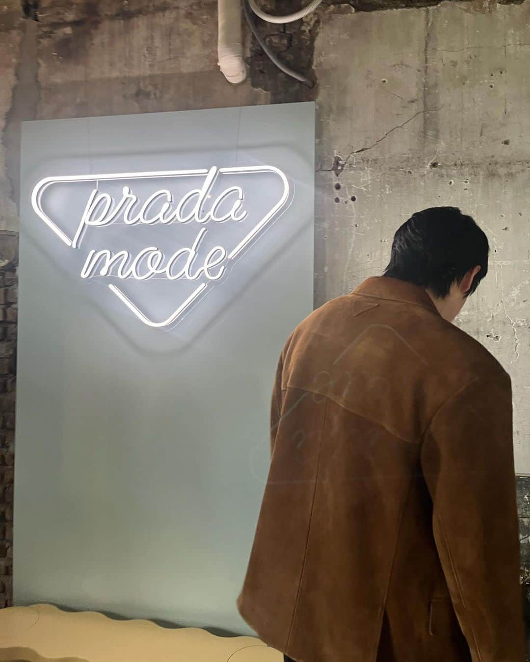 ジェヒョンのインスタグラム：「The 10th iteration of #PradaMode in Seoul #prada  @prada」