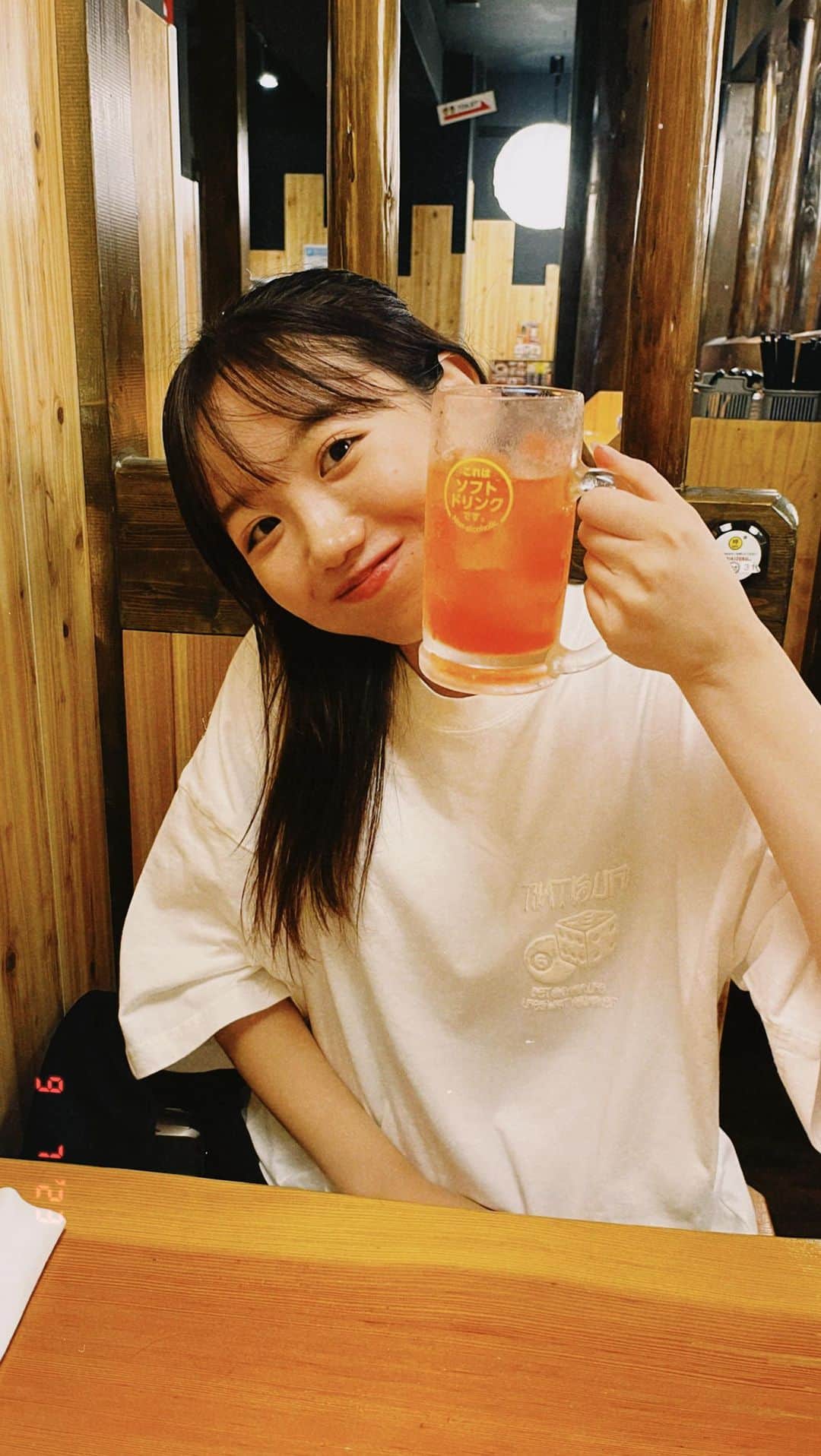UNAのインスタグラム：「こちらソフトドリンクです🍺  #お酒大好き  #ハイボール」