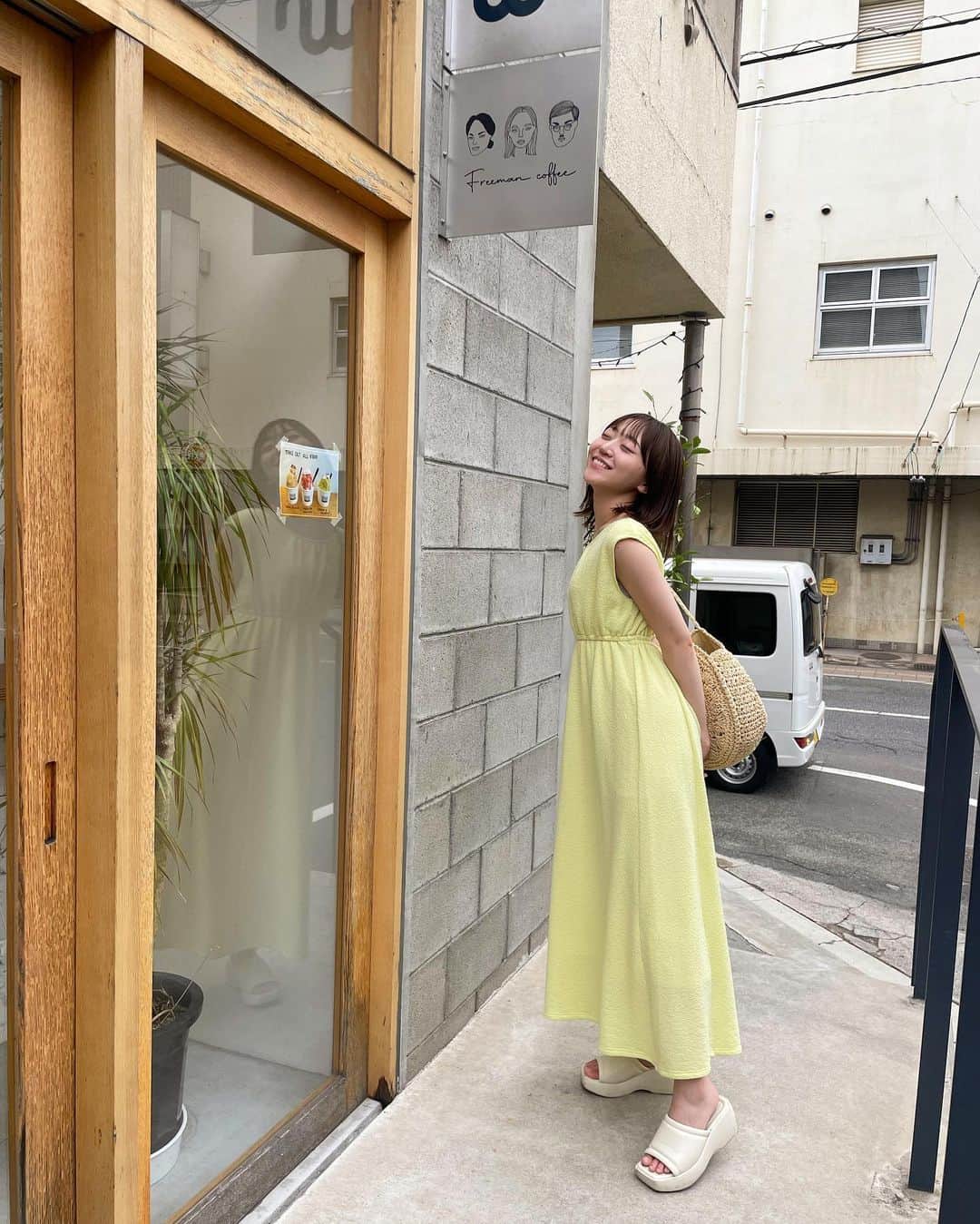 のインスタグラム：「地元福山のカフェ🍰  #freemanbakestore」