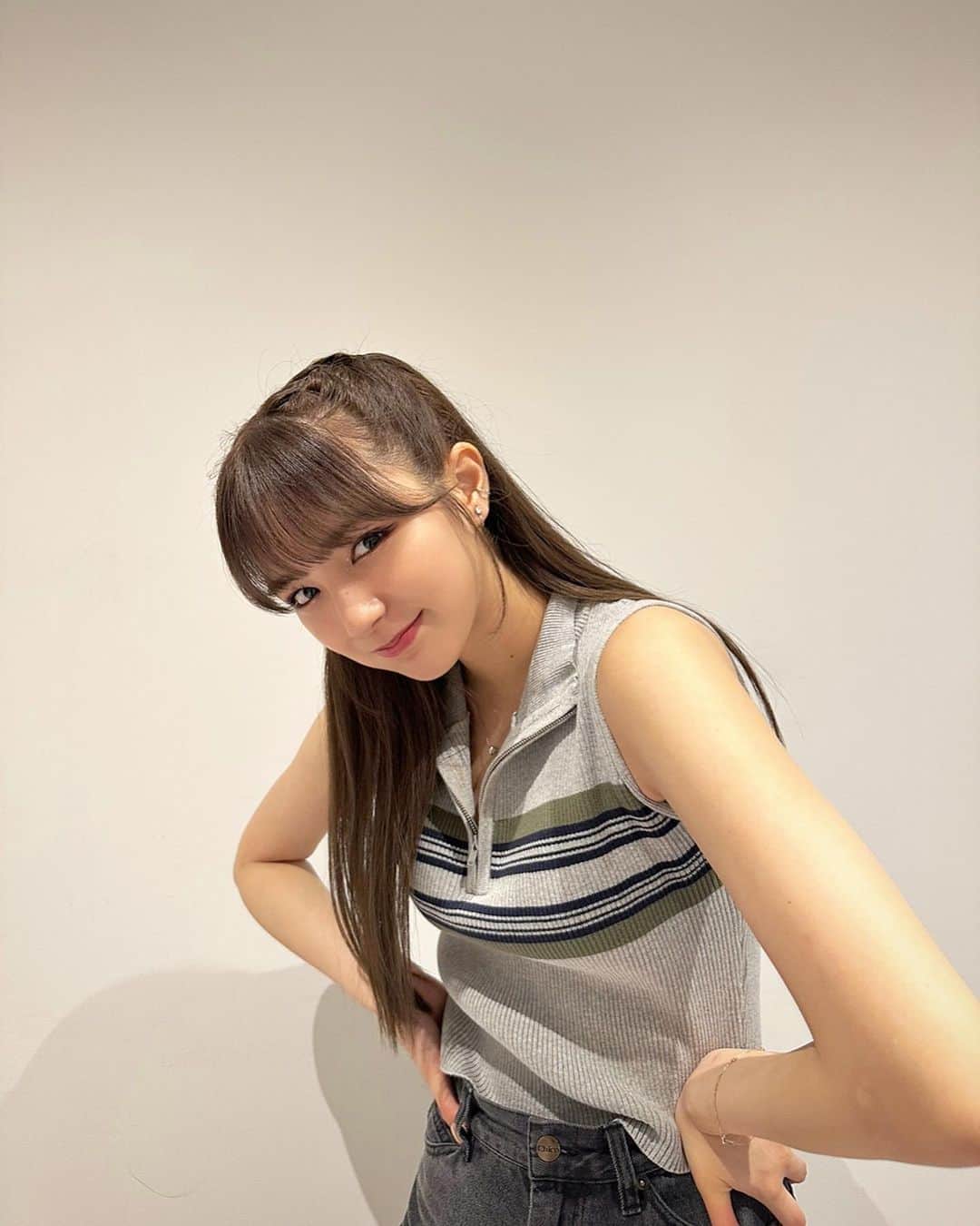 愛来さんのインスタグラム写真 - (愛来Instagram)「︎ ︎︎︎︎︎☁︎︎ おすすめの洋服ブランド教えてください🫣」9月7日 22時05分 - amefurasshi_aira_official_