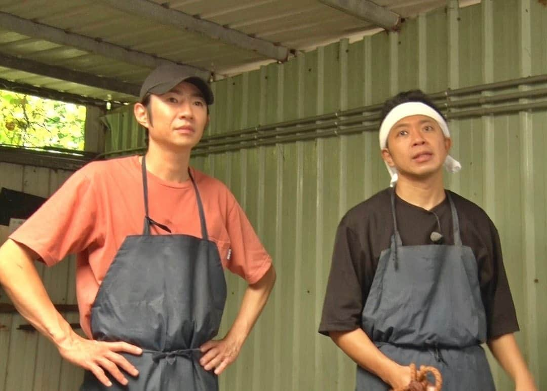 天才！志村どうぶつ園さんのインスタグラム写真 - (天才！志村どうぶつ園Instagram)「今週の放送では「池崎慧」さんがスタジオ初登場！！！  サンシャイン姿じゃないんだ！ という気持ちもありながら スタッフも慧さんの方が見慣れております🤣🤣  24時間テレビ完全版とあわせてお楽しみに💙  9月に突入し、今年もあと４か月！！ 一緒に突き進みましょう〜！！  #嗚呼みんなの動物園  #相葉雅紀 #サンシャイン池崎 #猫おじさん #保護犬 #トリミング #24時間テレビ」9月7日 22時10分 - minnano_zoo_ntv