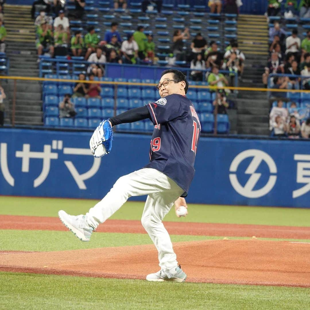 さだまさしさんのインスタグラム写真 - (さだまさしInstagram)「始球式⚾️ 始球式スペシャル動画はノーカットで Ｍass@Ｍaniaのミタが、、、👀 . #東京ヤクルトスワローズ  #始球式 #さだまさし #sadamasashi #明治神宮野球場」9月7日 22時39分 - sada_masashi