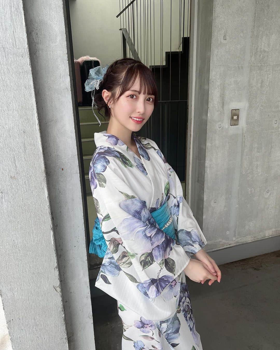 保科凜さんのインスタグラム写真 - (保科凜Instagram)「水彩のお花の柄の浴衣とっても涼しげて可愛かったーーー！  ・ ・   #idol  #jamscollection  #japanesegirl  #japaneseculture  #yukata  #kimono  #fashion  #selfie  #like  #followme   #アイドル #ジャムズ #保科凜 #浴衣  #浴衣ヘアアレンジ  #浴衣ヘア  #浴衣女子  #撮影会」9月7日 22時47分 - tottoko_lin