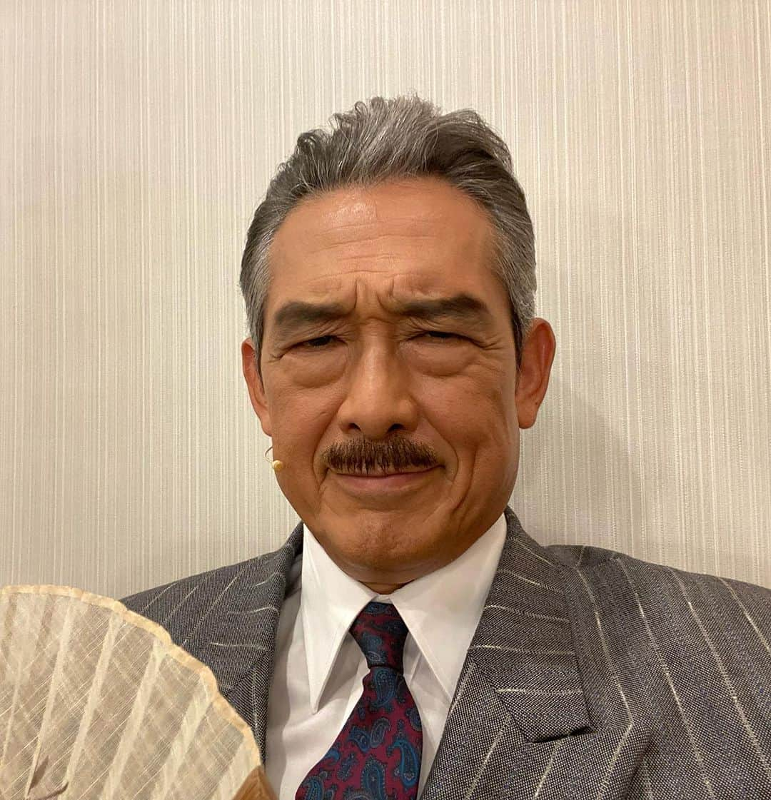 鶴見辰吾さんのインスタグラム写真 - (鶴見辰吾Instagram)「ご無沙汰してすみません。 本日、ミュージカル「生きる」初日開けました。  https://horipro-stage.jp/stage/ikiru2023/  #生きる」9月7日 22時53分 - shingo.tsurumi