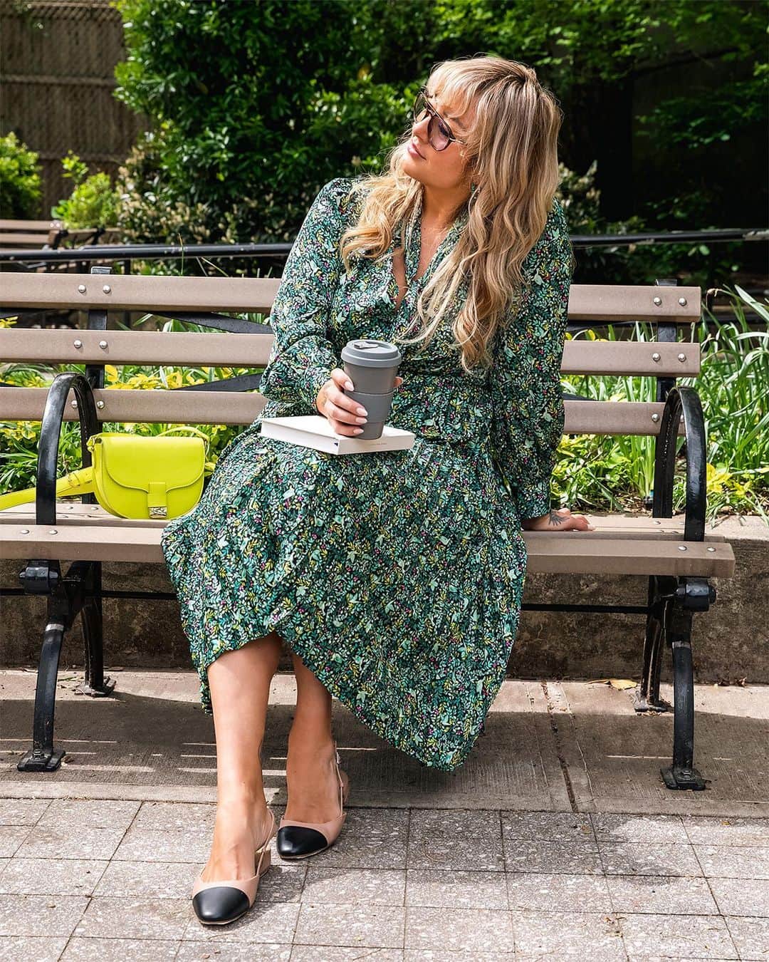 のインスタグラム：「Be the star of #FashionWeek with our new brand, On 34th. Strike a pose because this pleated midi dress is your #fall runway staple.  📸: @chinaealexander #On34thStyle #FallStyle #NYFW  ** TODAY ONLY (9/7) ON 34TH IS 30% OFF **」
