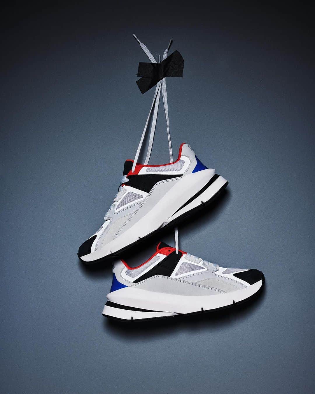 Under Armourのインスタグラム：「Step into the spotlight with #UAForge96 👟」