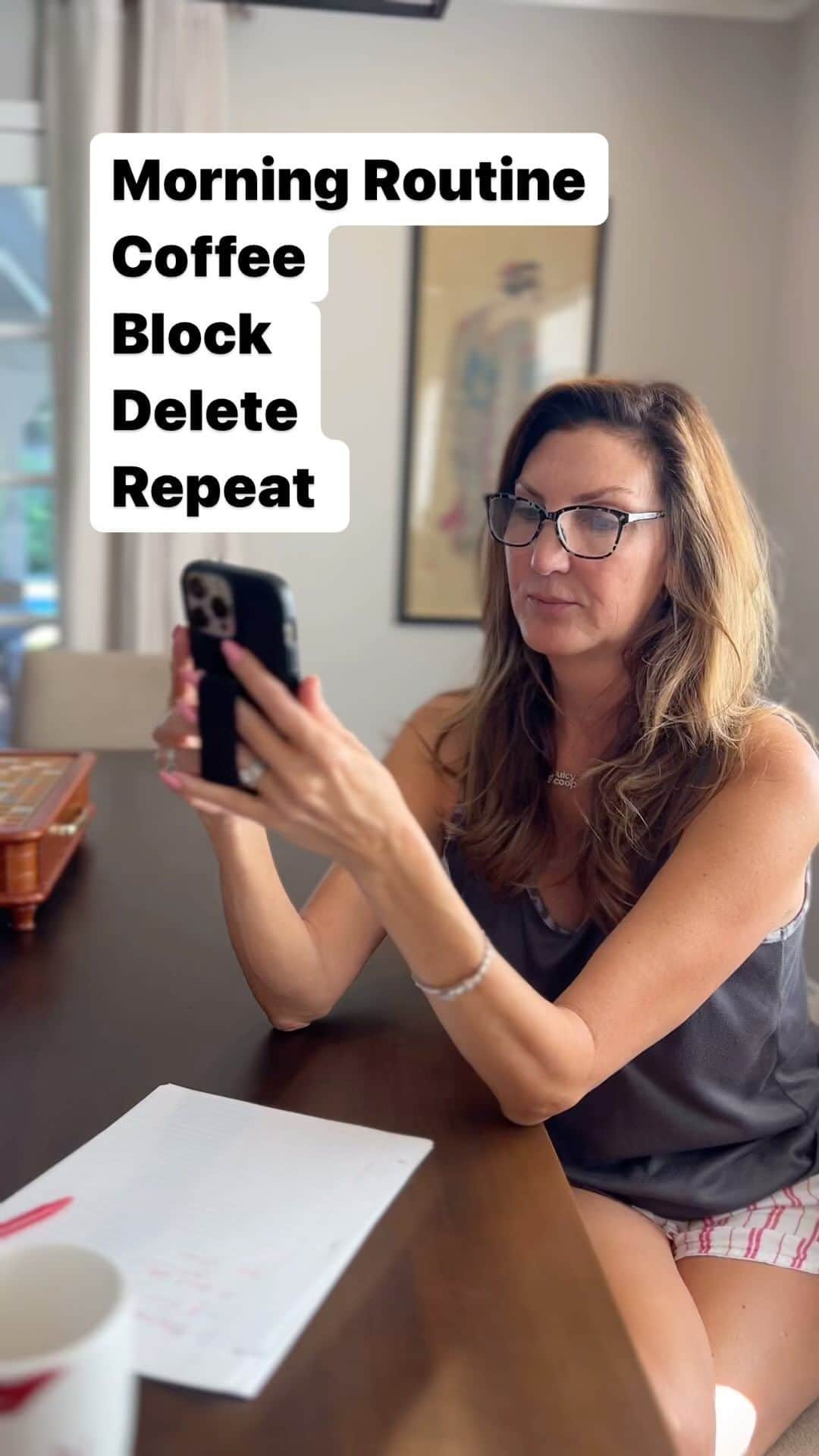 ヘザー・マクドナルドのインスタグラム：「Anyone relate? I hate not. #juicyscoop #comedy #trolls #bottomfeeders #losers #desperate #jealous #cruel」