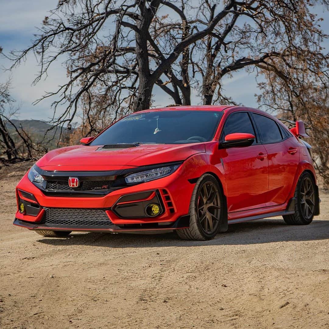 のインスタグラム：「Raise your hand if you had the best summer ever in your Honda! 🙋🙋🙋 Thanks for sharing your #HondaLove.」