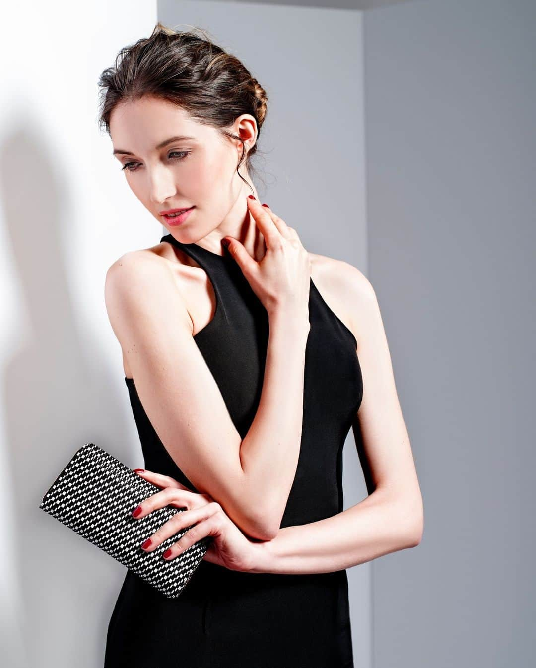 のインスタグラム：「Redefine sophistication with INDEN Long Wallet Rippleal Black x White.」