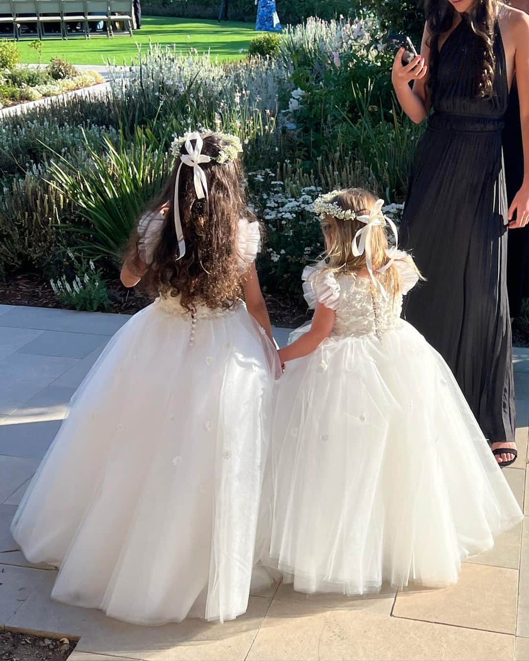 リリー・ガリーチさんのインスタグラム写真 - (リリー・ガリーチInstagram)「To our little flower girl, we love you so much ❤️」9月8日 1時04分 - lillyghalichi