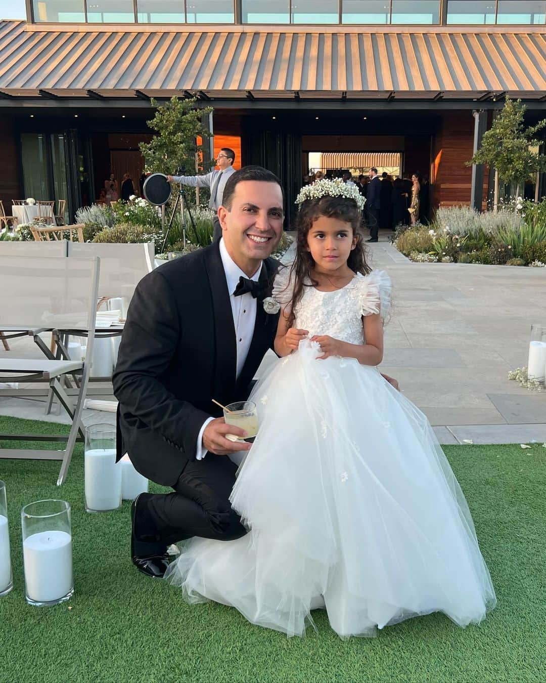 リリー・ガリーチさんのインスタグラム写真 - (リリー・ガリーチInstagram)「To our little flower girl, we love you so much ❤️」9月8日 1時04分 - lillyghalichi