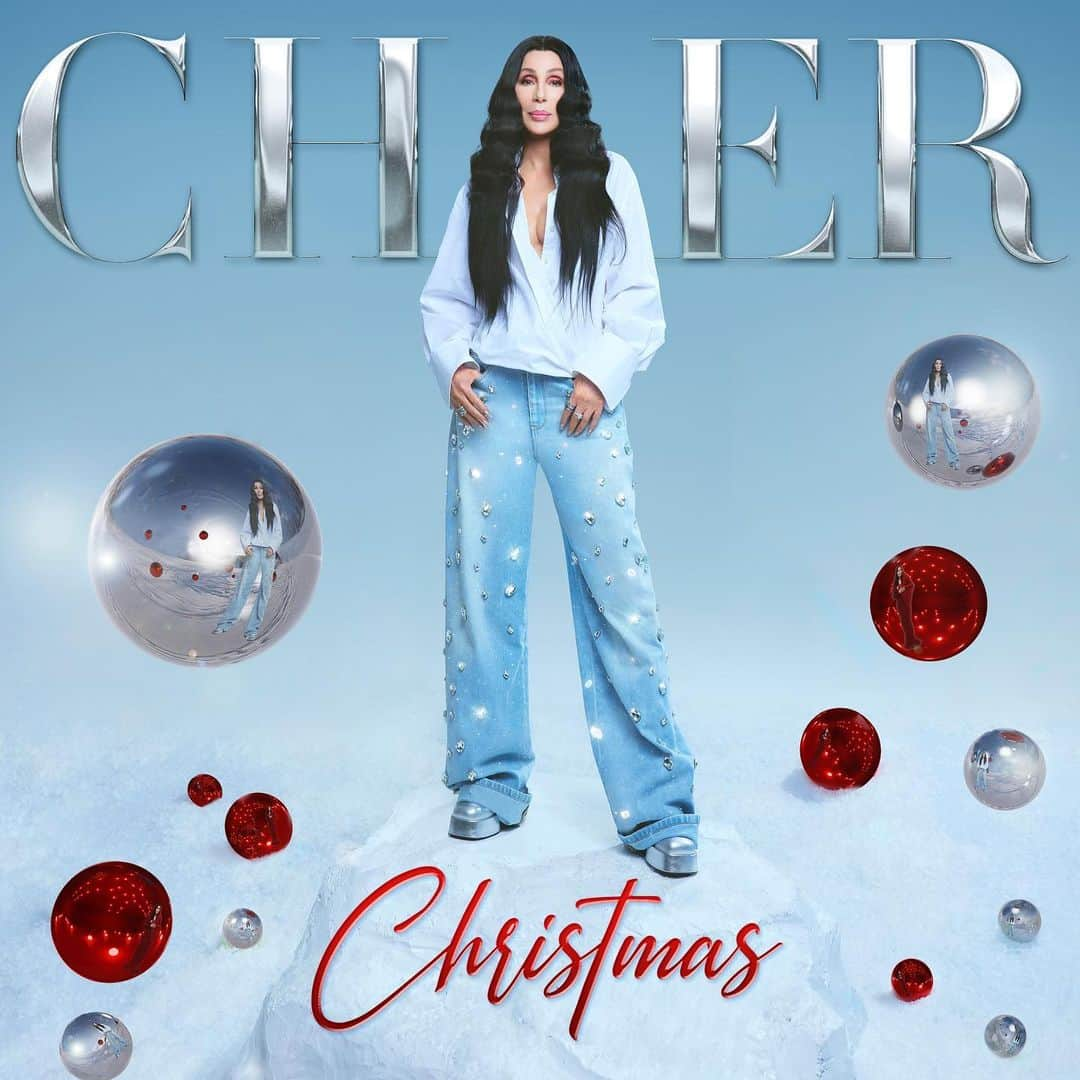 シェールのインスタグラム：「Are you spending Christmas with me?  #cherchristmas」