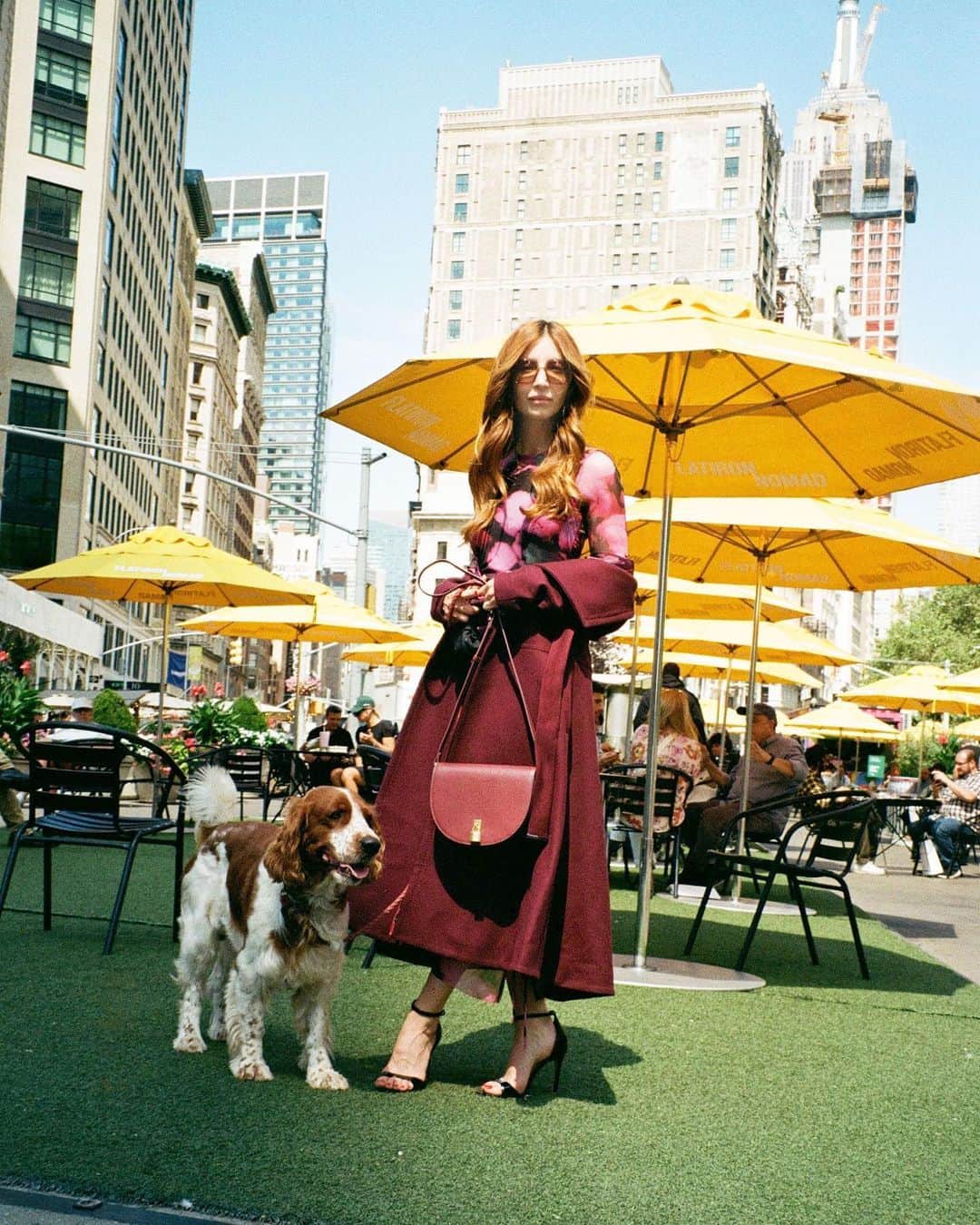 Ted Bakerのインスタグラム：「In love with autumn in NYC! We teamed up with celebrity stylist @sarahslutsky to share her favourite autumn looks and inspire our wardrobes for the season ahead. #tedbaker」