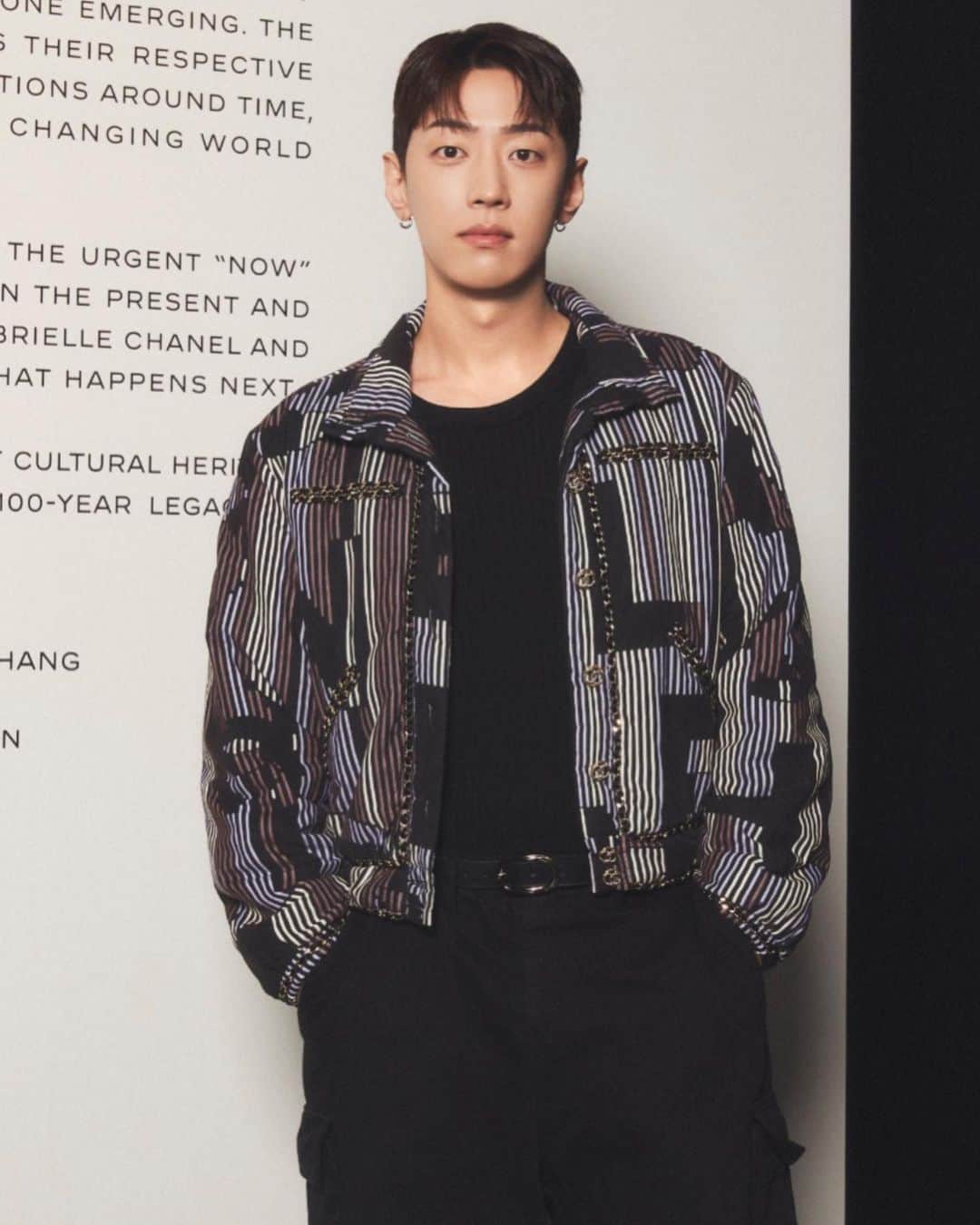 GRAYのインスタグラム：「@chanelofficial @friezeofficial」