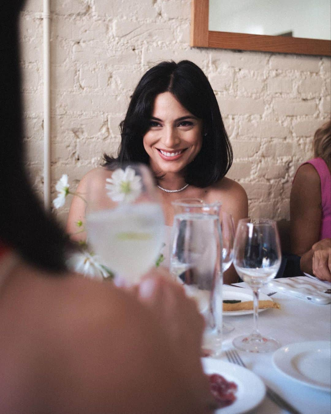 Ana Brenda Contrerasさんのインスタグラム写真 - (Ana Brenda ContrerasInstagram)「Brunch with @breitling and amazing women from all over the world , there is power in sharing women’s stories … Thank you #breitling #breitling #navitimer #squadonamission #forthejourney   📷:@patdomingo」9月8日 1時17分 - anabreco