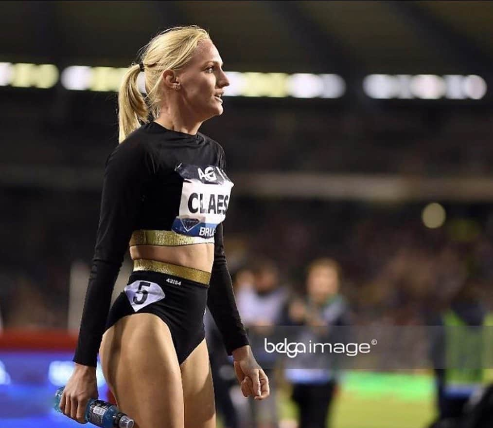 ハンネ・クレスのインスタグラム：「Throwback Thursday 😅💎 My first time ever running at the Memorial Van Damme DL was in 2012 (I’m starting to feel old). At the age of 21 I was still running the 200m. I came last in that Diamond League race but running against my idols and the best athletes in the world in front of my family and friends … it was something else… a truly unforgettable experience. 💖(btw, who remembers the 200m runners from that time?)   After that, I competed over 400m hurdles a few times with my best performance in 2018 where I came 2nd.   Can’t wait to compete here again tomorrow! I’ll be running  400m hurdles at 20h46. Hope to see you there!! 💎💎💎💎  @allianzmemorialvandamme」