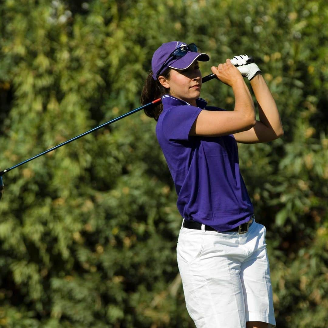 ペイジュ・マッケンジーのインスタグラム：「Husky Hall of Fame Class of 2023 🤩 Paige Mackenzie, @uw_wgolf 2001-06! #GoHuskies」