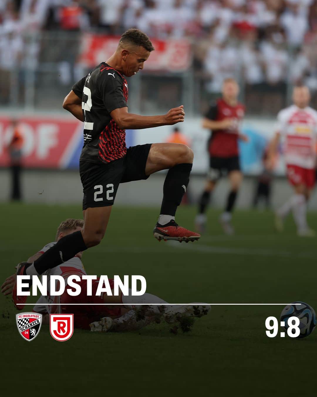 FCインゴルシュタット04のインスタグラム：「DERBYSIEGER! 💪🏼 Wir ziehen nach Elfmeterschießen gegen den @ssv_jahn_regensburg ins Viertelfinale des Toto-Pokals ein. Was ein Krimi, Jungs! ⚫️🔴 . . #Schanzer #Schanzerfürimmer #Ingolstadt #FCI #FCIngolstadt #soccer #fussball #football #futbol #Liga3 #3Liga #fu3ball #matchday #totopokal #pokalspiel #achtelfinale #fcissv #ssvjahnregensburg #jahnregensburg #jahn #regensburg #donauderby #derby #endstand」