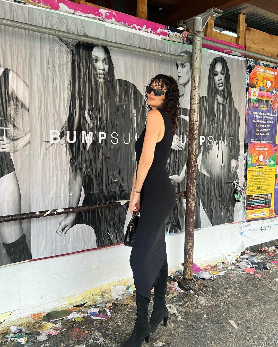 ニコール・トルンフィオのインスタグラム：「@bumpsuit takes NYC with our new #bumpsuitICON campaign feat. @chaneliman and @mirtemaas 🖤🖤🖤 Thank you to my team, the best team ever 🙏🏼 Photographer : @cydneycosette Photograoher Assistant @brookeholm Creative Direction : (me 🥰) Hair : @junyahair makeup : @beatbytwiggy Director : @jendarzi BTS : @alexandria.bond Collection : @alanagracefashiondesign Graphic Design : @ladykaty_」