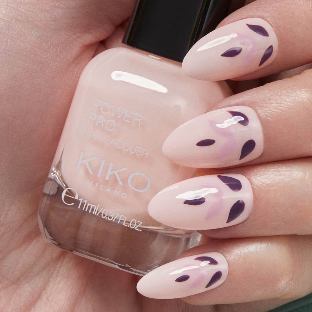 KIKO MILANOさんのインスタグラム写真 - (KIKO MILANOInstagram)「Elevate your style with a chic rosy nail look that's perfect for any occasion 💅 Who's ready to recreate this enchanting vibe? 💕 ⁣ ⁣ New Power Pro Nail Lacquer 06 - Smart Nail Lacquer 78, 74⁣」9月8日 4時00分 - kikomilano